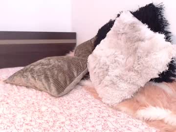 فيديو نيك امهات ساخنة تعشق زب ابنها في كسها